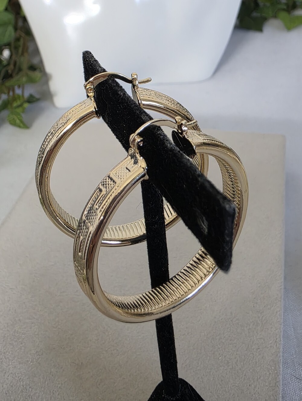 Textured Gold Hoop Earrings with Greek Key Etching & Ribbed Interior - Picture 5 of 9